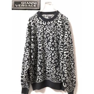 Gianni Versace(ニット/セーター)のフリマアイテム一覧 Gianni Versace(ニット/セーター)のフリマアイテム一覧