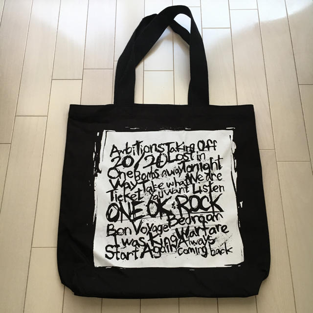 ONE OK ROCK(ワンオクロック)のONE OK ROCK トートバッグ エンタメ/ホビーのタレントグッズ(ミュージシャン)の商品写真