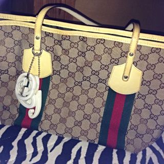 グッチ(Gucci)のGUCCI♡トートバッグ(トートバッグ)