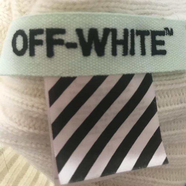 OFF-WHITE(オフホワイト)のoff-white ニット帽 メンズの帽子(ニット帽/ビーニー)の商品写真
