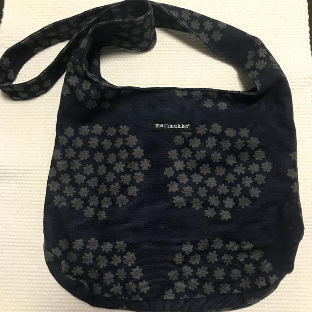 marimekko(マリメッコ)の【marimekko PUKETTI ショルダーバック】 レディースのバッグ(ショルダーバッグ)の商品写真