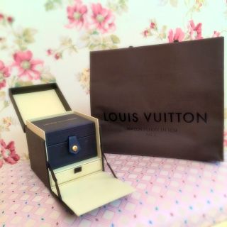 ルイヴィトン(LOUIS VUITTON)のLouis Vuitton 新品本物純金 ※期間限定値下げ中※(ピアス)