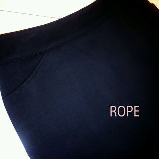 ロペ(ROPE’)のロペ＊タイトスカート＊ブラック(ひざ丈スカート)