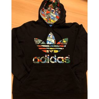 アディダス(adidas)のadidasパーカー(パーカー)