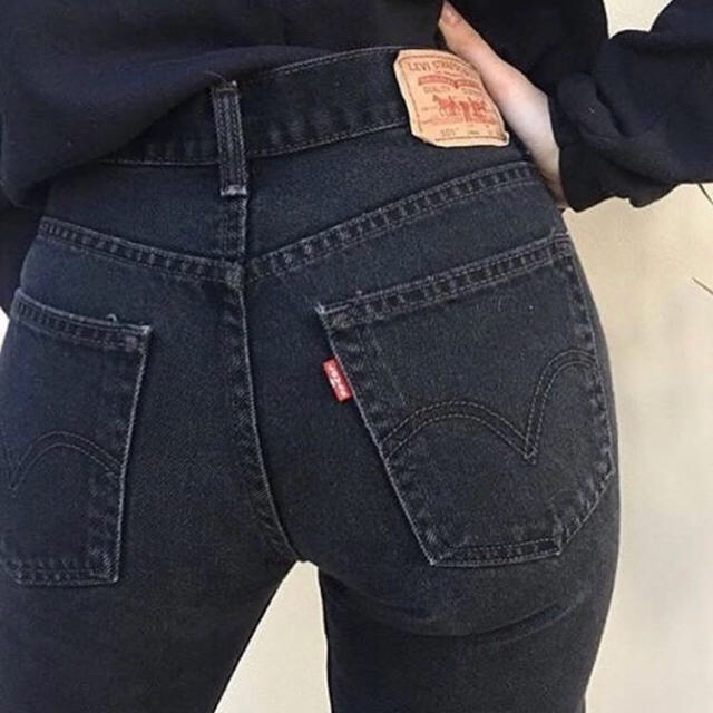 Levi's(リーバイス)の最終価格🙋🏽‍♀️vintage Levis black denim. レディースのパンツ(デニム/ジーンズ)の商品写真