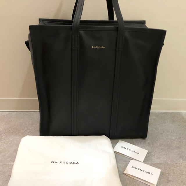 最初の Balenciaga - ブラック M ショッパー バザール バレンシアガ