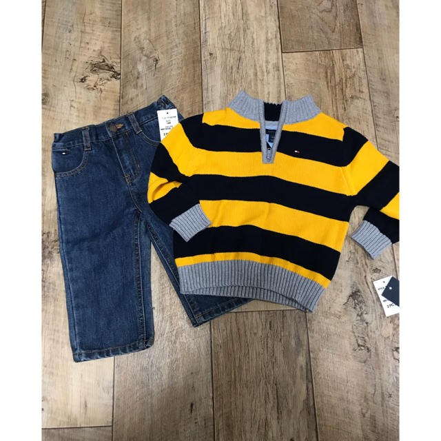 TOMMY HILFIGER(トミーヒルフィガー)の新品 tommy  セーター デニム セットアップ キッズ/ベビー/マタニティのベビー服(~85cm)(パンツ)の商品写真