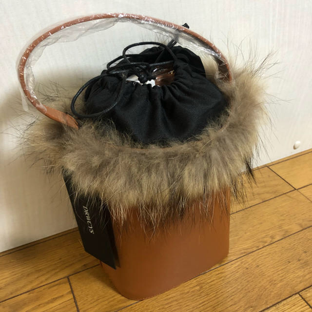 【新品未使用】DRWCYS リアルファー バッグ キャメル 3