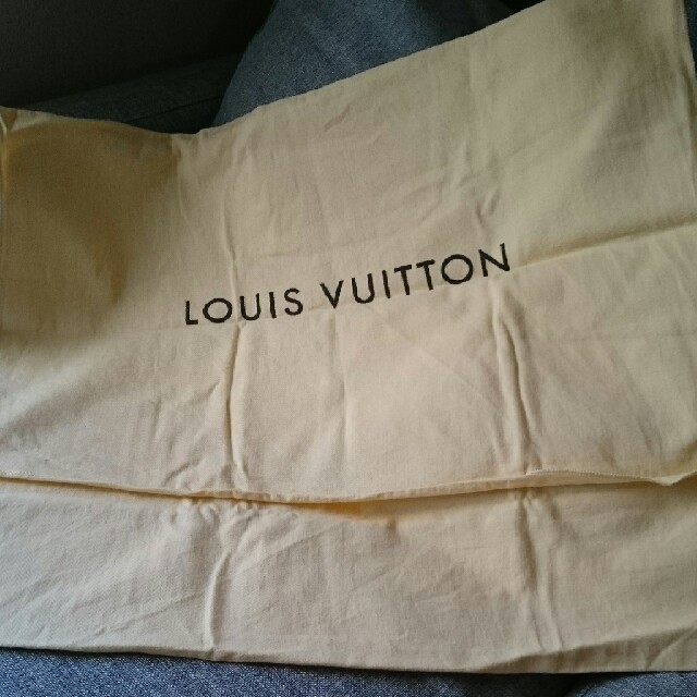 LOUIS VUITTON(ルイヴィトン)のLouis Vuitton☆布袋(大) レディースのバッグ(ショップ袋)の商品写真