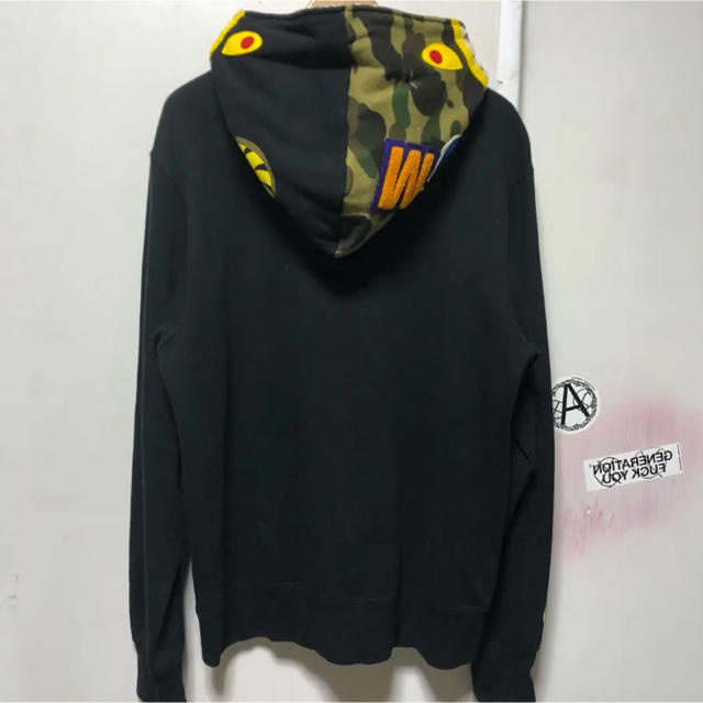 A BATHING APE(アベイシングエイプ)のA BATHING APE シャークパーカー メンズのトップス(パーカー)の商品写真