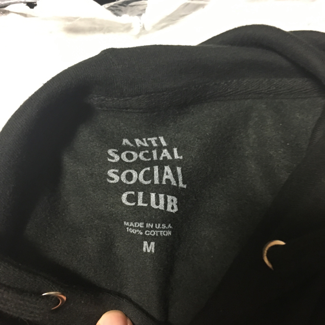 ANTI(アンチ)のantisocialsocialcrab Bad Times  メンズのトップス(パーカー)の商品写真