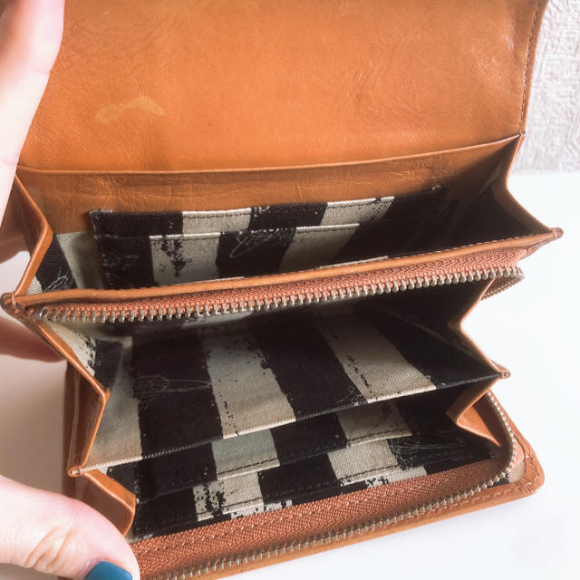 Vivienne Westwood(ヴィヴィアンウエストウッド)のvivienne westwood 財布 レディースのファッション小物(財布)の商品写真