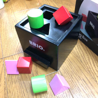 ブリオ(BRIO)の【外箱有り】BRIO ブリオ形合わせボックス かたはめパズル つみき ベビー(知育玩具)