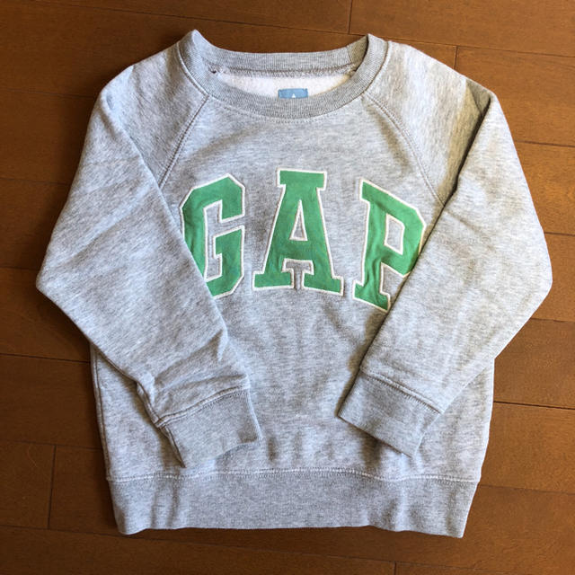 babyGAP(ベビーギャップ)のGAP スウェット キッズ/ベビー/マタニティのキッズ服男の子用(90cm~)(Tシャツ/カットソー)の商品写真