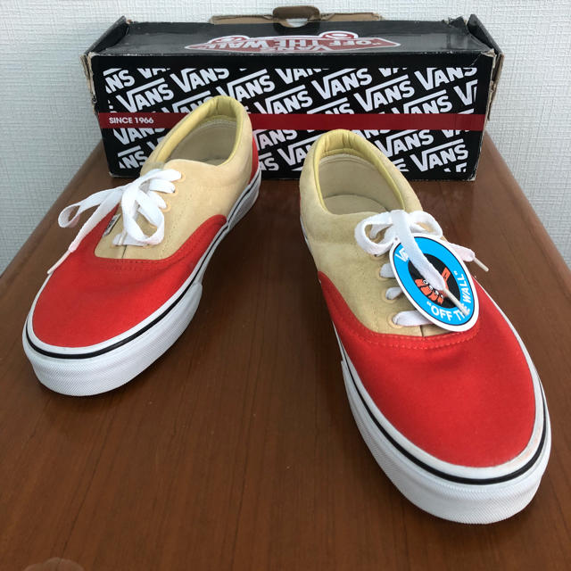 VANS(ヴァンズ)のバンズ エラ リミテッド 新品 28cm メンズの靴/シューズ(スニーカー)の商品写真