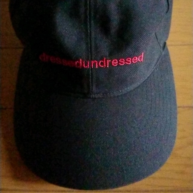 DRESSEDUNDRESSED(ドレスドアンドレスド)の送料込み DRESSEDUNDRESSD キャップ  メンズの帽子(キャップ)の商品写真