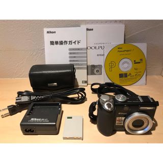 ニコン(Nikon)のNikon coolpix  p5000(コンパクトデジタルカメラ)