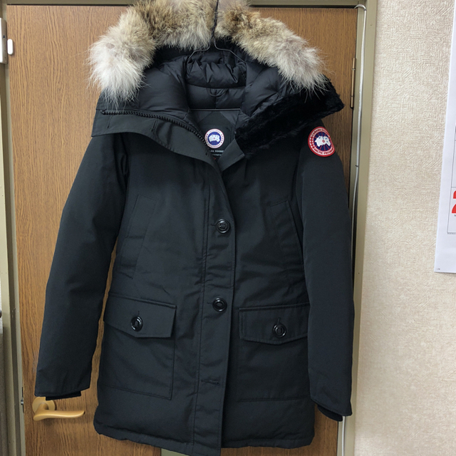 セール 登場から人気沸騰】 CANADA GOOSE - 【CANADA GOOSE】ままな