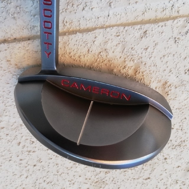 Scotty Cameron(スコッティキャメロン)のスコッティキャメロン　red x 35インチ スポーツ/アウトドアのゴルフ(クラブ)の商品写真