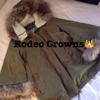 ロデオクラウンズ(RODEO CROWNS)のリアルファー♡ポンチョ風モッズ(モッズコート)