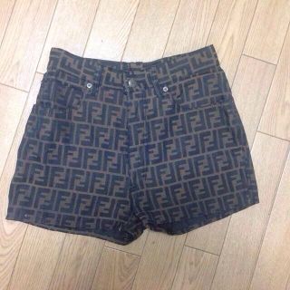 フェンディ ショートパンツ(レディース)の通販 34点 | FENDIの ...