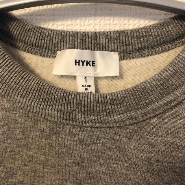 HYKE(ハイク)の新品★HYKE スウェット トレーナー ライトグレー レディースのトップス(トレーナー/スウェット)の商品写真