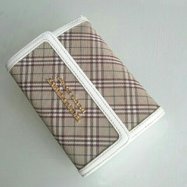 BURBERRY BLACK LABEL(バーバリーブラックレーベル)のBURBERRYブルーレーベルWホック財布 レディースのファッション小物(財布)の商品写真