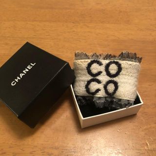 シャネル(CHANEL)のCHANEL フリルリストバンド(バングル/リストバンド)