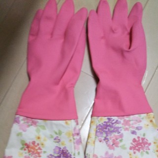 ローラアシュレイ(LAURA ASHLEY)のローラアシュレイゴム手袋　りゆ様専用になります。(収納/キッチン雑貨)