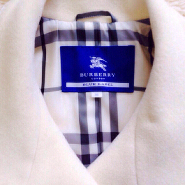 BURBERRY(バーバリー)のBurberry Blue label♡ レディースのジャケット/アウター(ロングコート)の商品写真