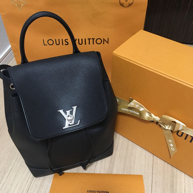 贅沢屋の LOUIS VUITTON - ルイヴィトン ロックミー バックパック ...