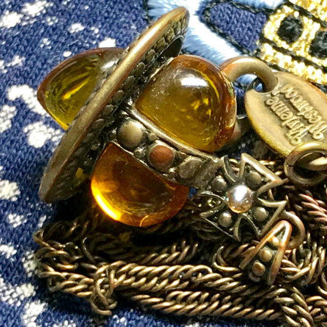 Vivienne Westwood - ヴィヴィアン セイクリッド ハート Vivienne Westwood - ヴィヴィアン セイクリッド ハート