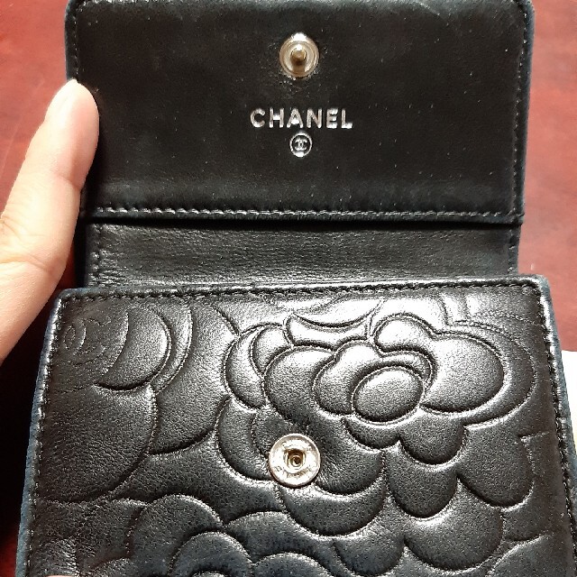 CHANEL カメリア　二つ折り財布