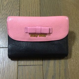 ミュウミュウ(miumiu)の専用 ミュウミュウ マドラス ピンク黒 財布(財布)