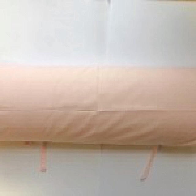 《新品》シンデレラストレッチピロー 整体枕  カラダの歪みを整える枕 インテリア/住まい/日用品の寝具(枕)の商品写真