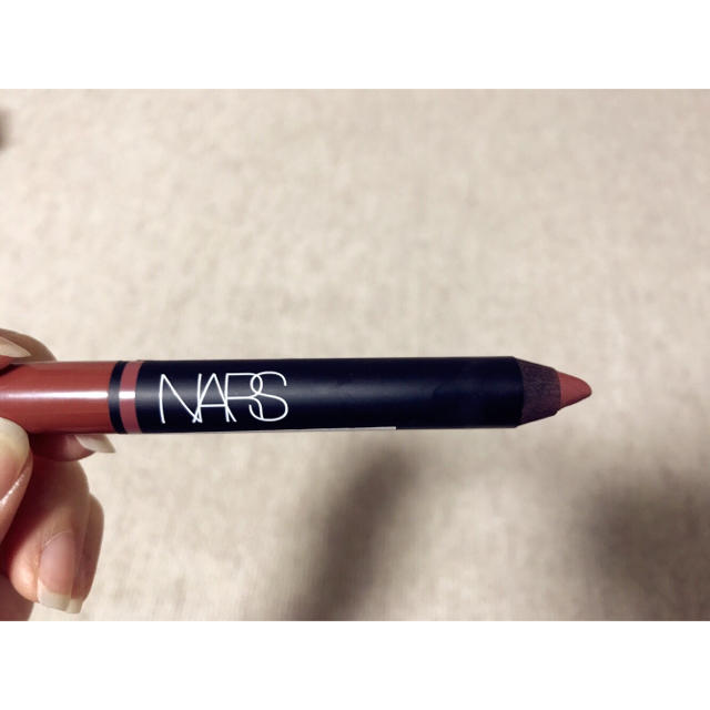 NARS(ナーズ)のNARS サテンリップペンシル 9200 コスメ/美容のベースメイク/化粧品(口紅)の商品写真