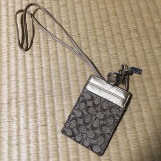 コーチ(COACH)の【masa様専用】コーチ☆   パスケース☆   ゴールド  COACH(パスケース/IDカードホルダー)