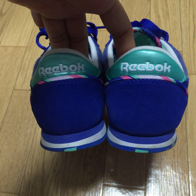 Reebok(リーボック)のスニーカー 美品 レディースの靴/シューズ(スニーカー)の商品写真