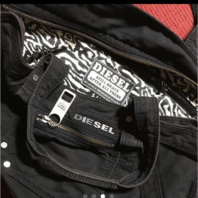 DIESEL(ディーゼル)のディーゼルバック メンズのバッグ(ボストンバッグ)の商品写真