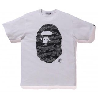 アンディフィーテッド(UNDEFEATED)の2着 値下げあり XLsize undefeated bape(Tシャツ/カットソー(半袖/袖なし))