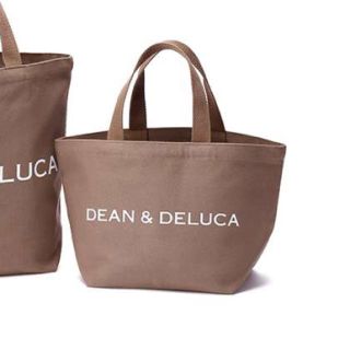 ディーンアンドデルーカ(DEAN & DELUCA)のディーン＆デルーカ チャリティートートバッグ モカベージュ Sサイズ 新品(トートバッグ)