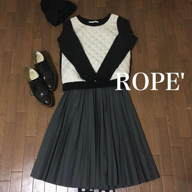 ROPE’(ロペ)のROPE'プリーツスカート レディースのスカート(ひざ丈スカート)の商品写真