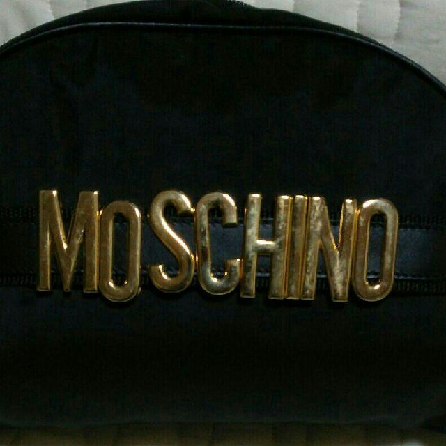MOSCHINO - MOSCHINO ゴールドネームプレート ハンドバックの通販 by ...