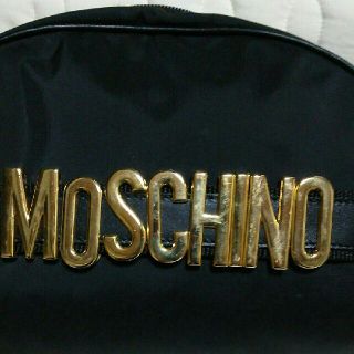 モスキーノ(MOSCHINO)のMOSCHINO ゴールドネームプレート  ハンドバック(ハンドバッグ)