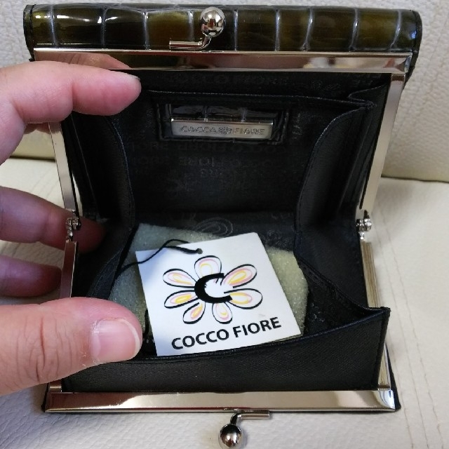 COCCO FIORE コッコフィオーレ 2つ折り財布の通販 by のんのん＆たんたん's shop｜ラクマ