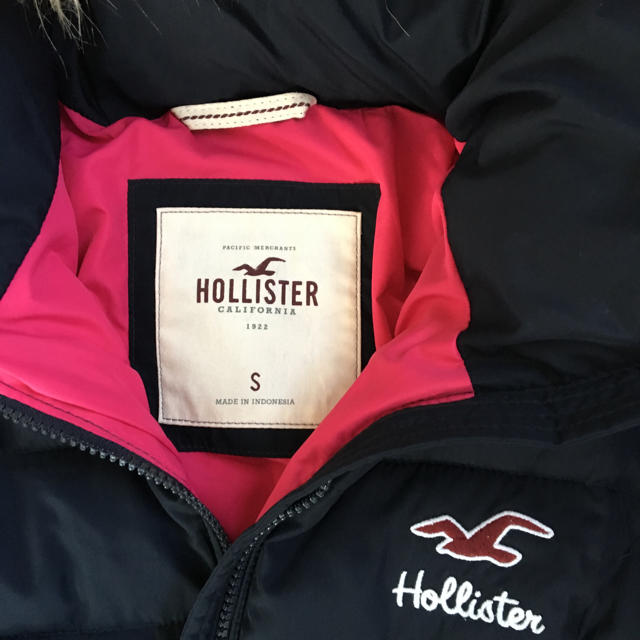 Hollister(ホリスター)のHOLLISTER ダウン レディースのジャケット/アウター(ダウンジャケット)の商品写真