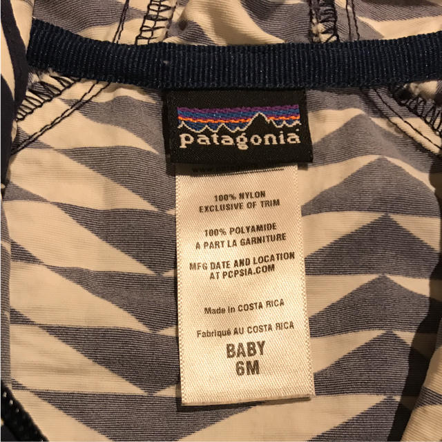 patagonia(パタゴニア)のパタゴニア patagonia ウィンドブレーカー パーカー 6M キッズ/ベビー/マタニティのベビー服(~85cm)(ジャケット/コート)の商品写真