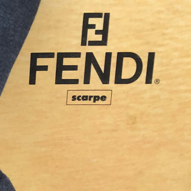 FENDI(フェンディ)の🌟mimimi様専用🌟FENDIのストレッチブーツ 361/2サイズ レディースの靴/シューズ(ブーツ)の商品写真