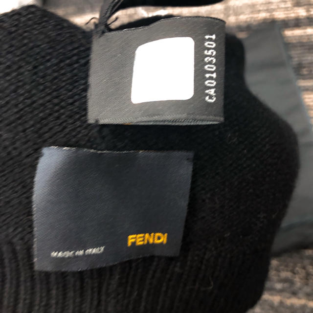 FENDI(フェンディ)のモモちゃん様専用出品 レディースの帽子(ニット帽/ビーニー)の商品写真