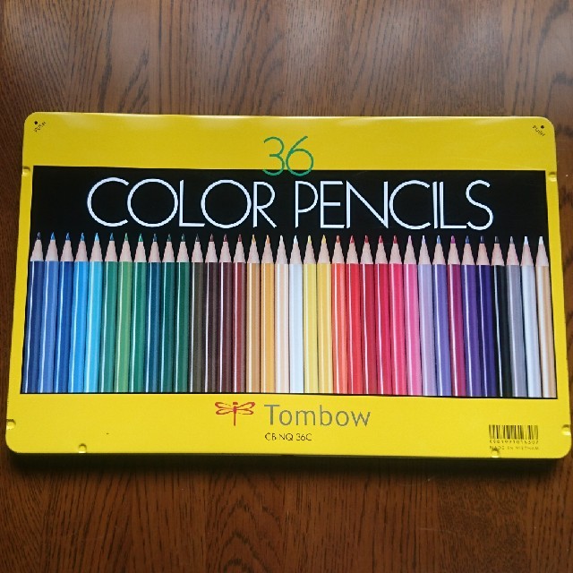 トンボ鉛筆(トンボエンピツ)のTombow 色鉛筆 36色 エンタメ/ホビーのアート用品(色鉛筆)の商品写真